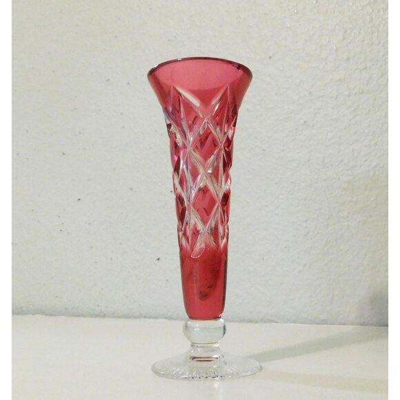 Vintage Cranberry Red Glass Bud Vase Diamond Cut Pattern Clear Pedestal Base - Picture 1 of 6